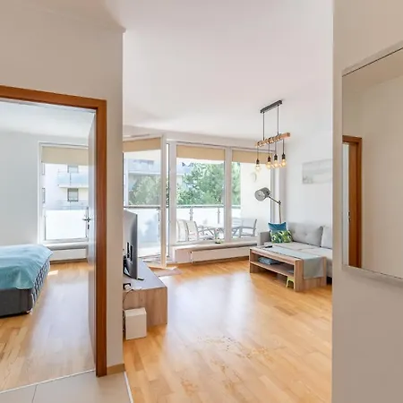 Aqua Marina Plaza-basen *