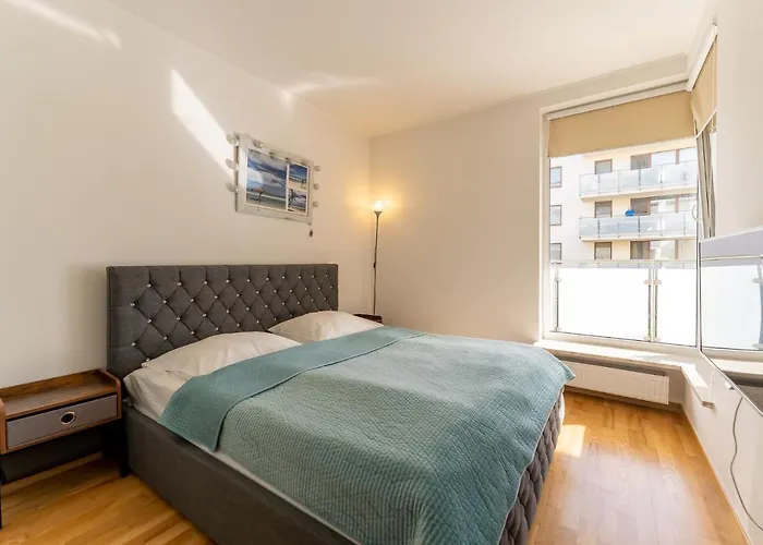 Lejlighed Aqua Marina Plaza-basen