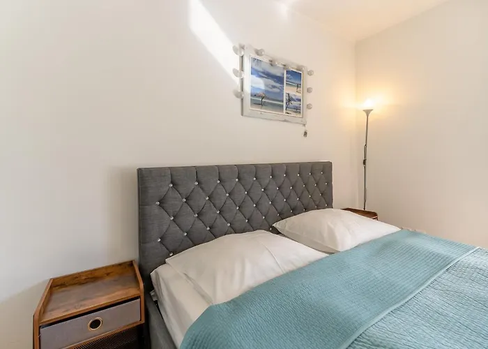 Aqua Marina Plaza-basen Appartement *